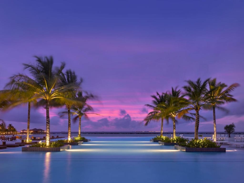 هتل پارادایس آیلند ریزورت